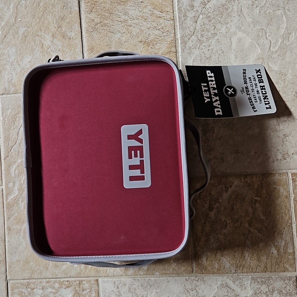 Daytrip Harvest Red NWT